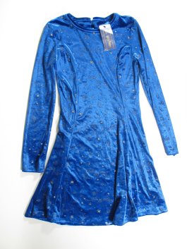 Sametové modré šaty dl rukáv outlet